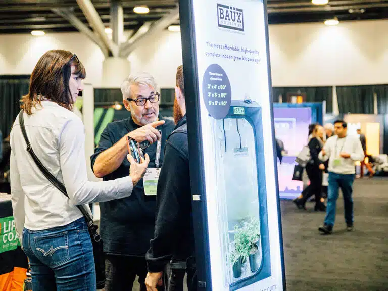 Cordeeple-Portfolio-BaüxINdustries-Wesbite_Tradeshow-4